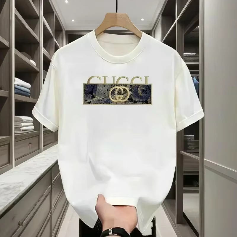 Streetwear Brand New - เสื้อยืดคอกลมแขนสั้นผู้ชายลายตัวอักษรแบรนด์หรูใหม่ปี 2026 ผ้าฝ้ายแท้ 100% สไตล์สตรีทแวร์