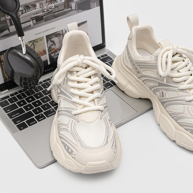 Niche แบรนด์ฤดูใบไม้ผลิใหม่ตาข - Streetwear Brand Shoes บทวิจารณ์และราคา