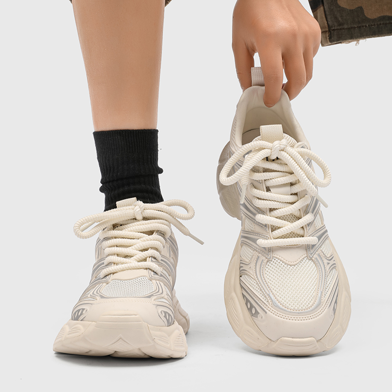 Niche แบรนด์ฤดูใบไม้ผลิใหม่ตาข - Streetwear Brand Shoes บทวิจารณ์และราคา