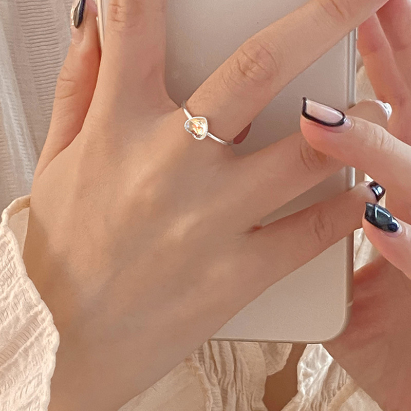 แหวนเงินแท้ 925 ประดับเพชรซิคอ - Chrome Hearts Ring บทวิจารณ์และราคา